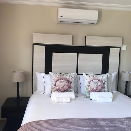 The Clan Guest House Maseru Exteriör bild