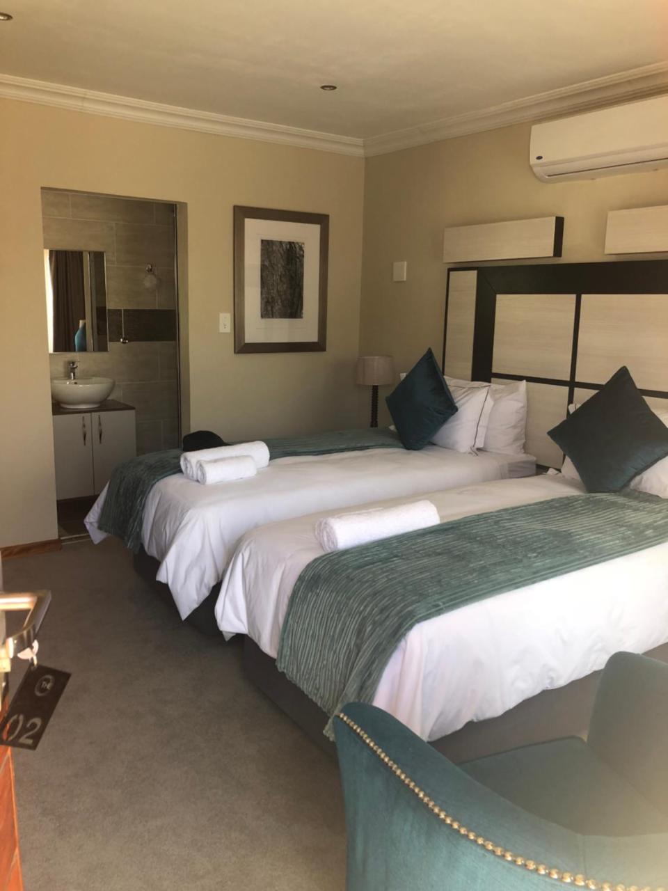 The Clan Guest House Maseru Exteriör bild